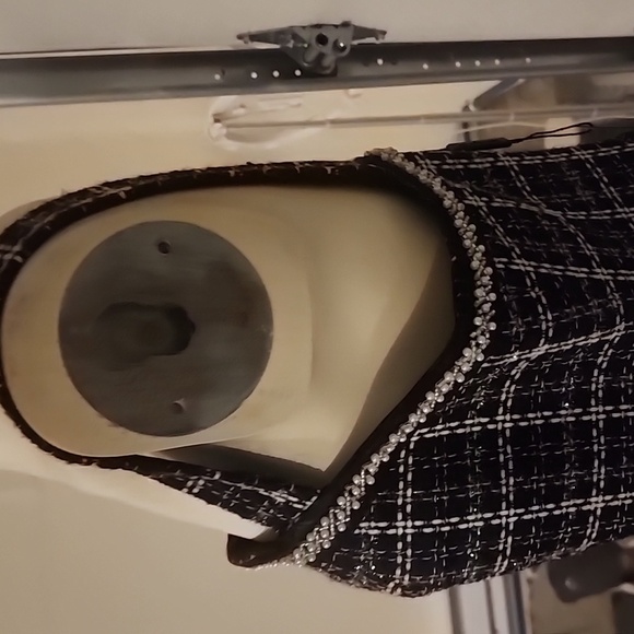 ELIE TAHARI TWEED EMBELLISHED NECK AND BOTTOM SLEEVELESS DRESS SIZE L - Picture 6 of 8